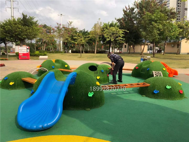 幼兒園多變可移動(dòng)小山丘攀